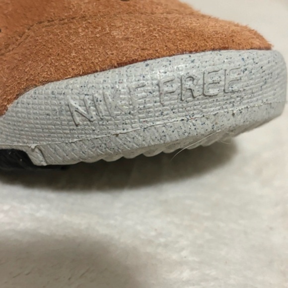 Nike Free run trail Brown and Blue Athletic Shoes with Red Accents